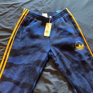 Adidas zebra AOP sweatpants